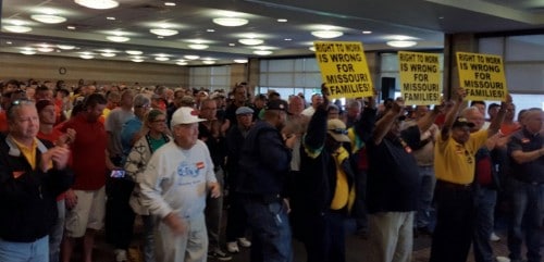 Sept. 12 rally against overturning right-to-work veto is attended by hundreds of union members.