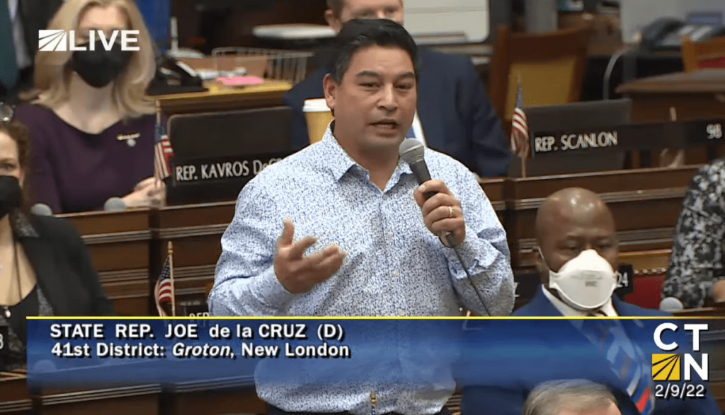 SMART Local 40 member and Conn. State Rep. Joe de la Cruz speaks on the floor of the state legislature.